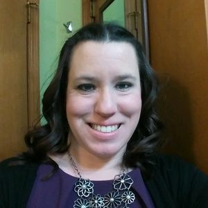 Meet your Posher, Carrie